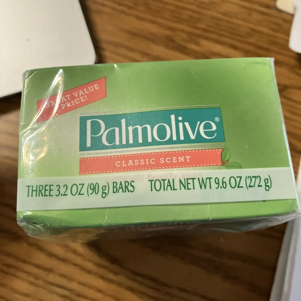 Palmolive Classic Scent Mild All Family Soap Great Value Price 3 Pack New